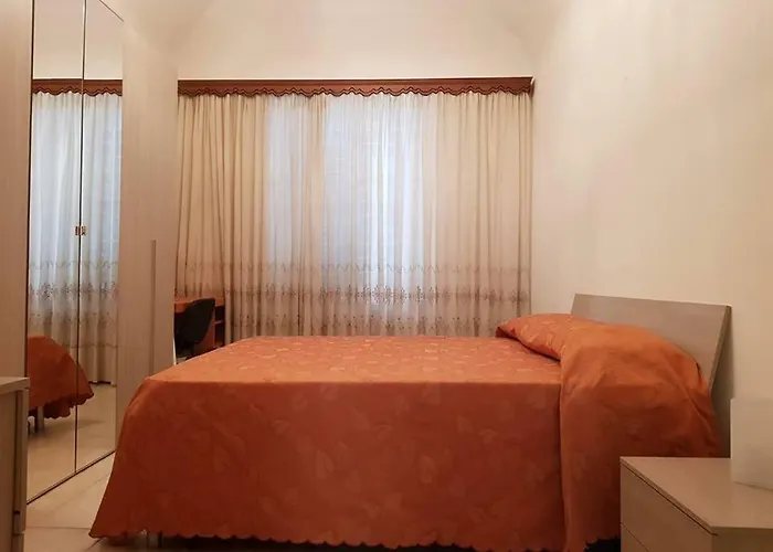 Simone Due Appartement *